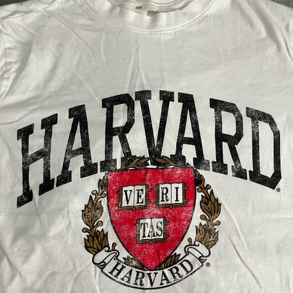 H&M Graphic Tee - Picture 3 of 7